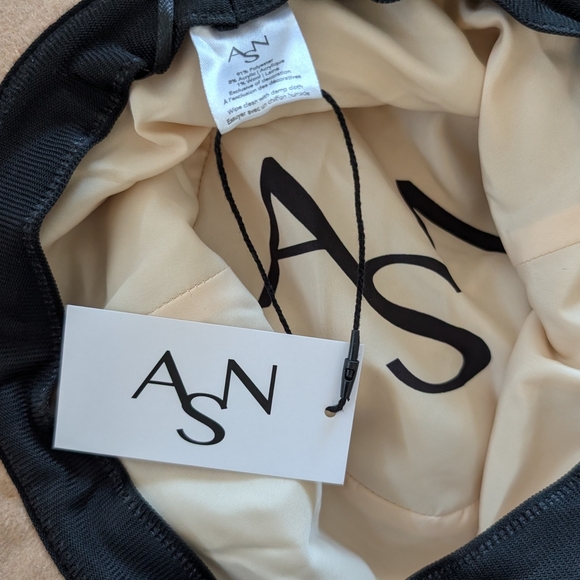 ASN The Harper Wide Brim Hat - Picture 5 of 5